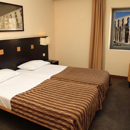 Hotel D. Luis - เอลวัช ภายนอก รูปภาพ