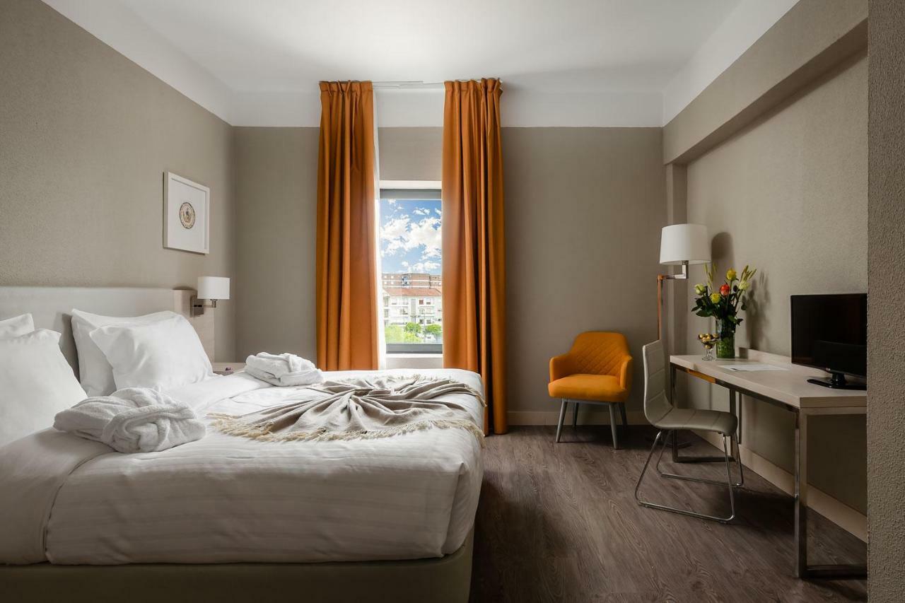 Hotel D. Luis - เอลวัช ภายนอก รูปภาพ