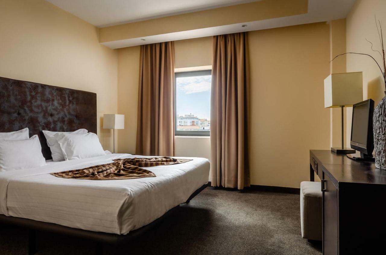 Hotel D. Luis - เอลวัช ภายนอก รูปภาพ